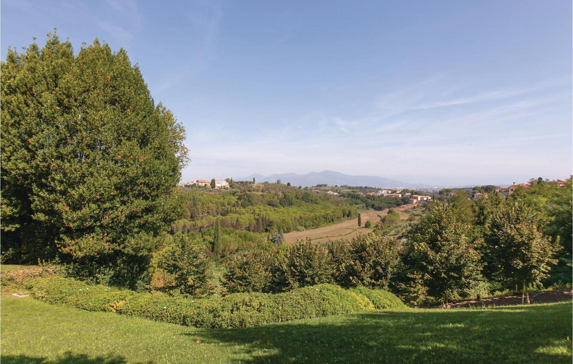 Villa Ploner Lari Exteriér fotografie